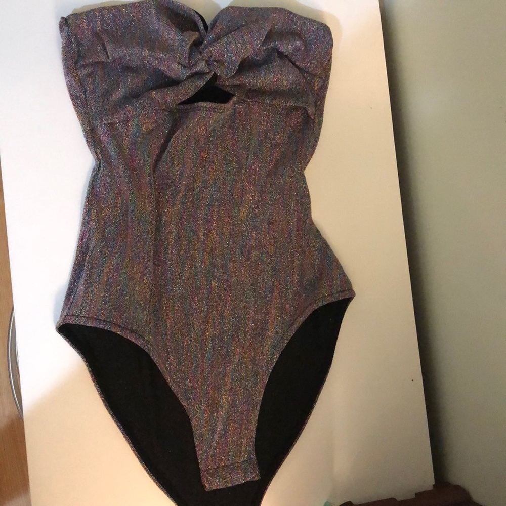 TOPSHOP Twist Bandeau Bodysuit - Picture 1 of 7